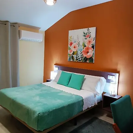 Hotel Alma Rosa 3*