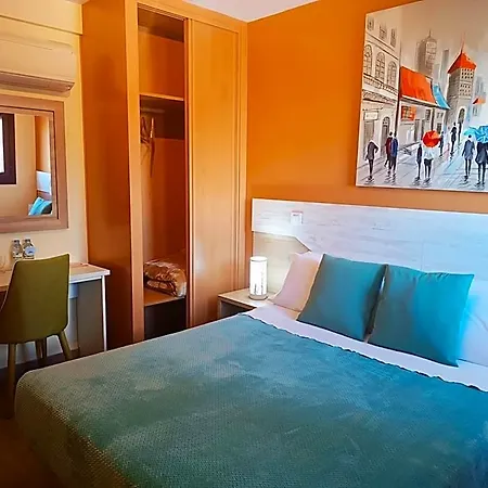 Hotel Alma Rosa 3*