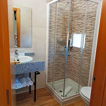 Alma Rosa Hotel Navaluenga