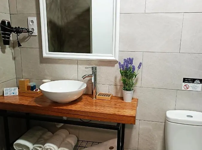 Alma Rosa 나발루엔가