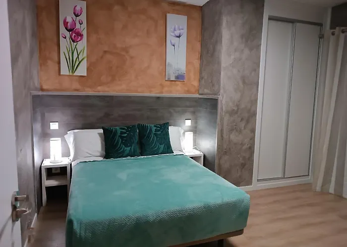 Alma Rosa 나발루엔가