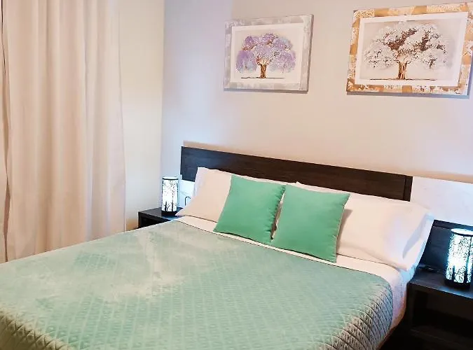 Alma Rosa 나발루엔가