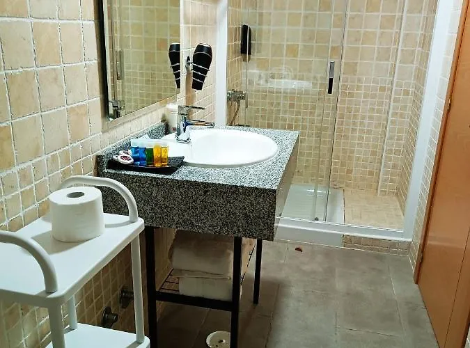 Alma Rosa 3* 나발루엔가