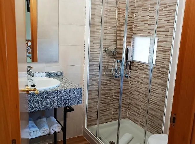 Alma Rosa 호텔 나발루엔가